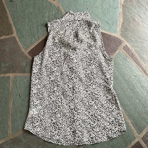 Gap Sheer Blouse - Picture 6 of 7